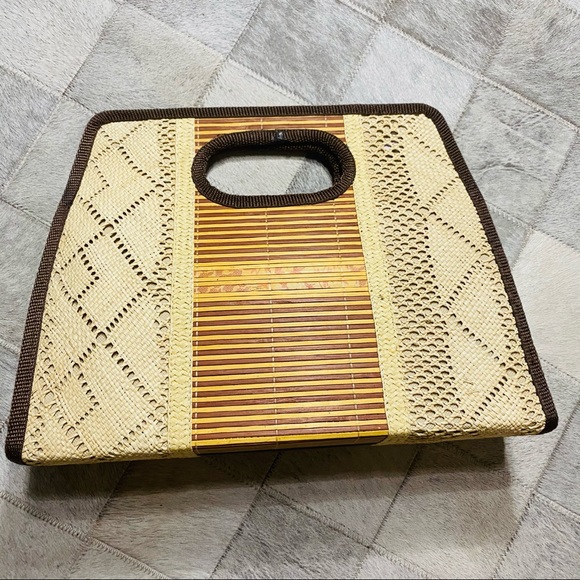 Wooven Palm Clutch Tote Bag - Picture 4 of 7